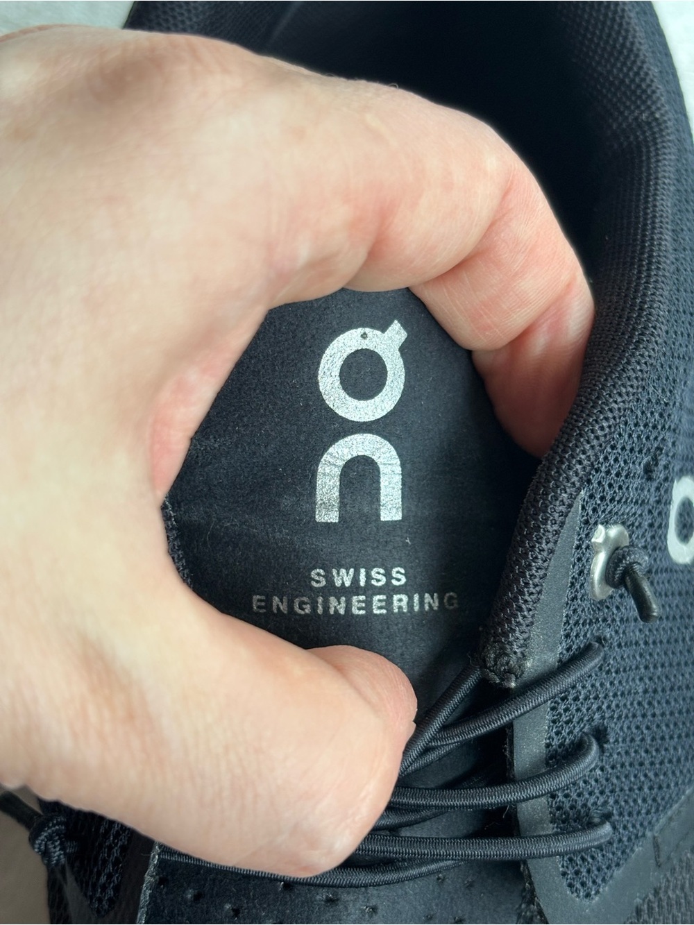 On Cloud 5 Unisex Running Athletics Shoes Sneakers Black White Size 11 - Picture 9 of 10
